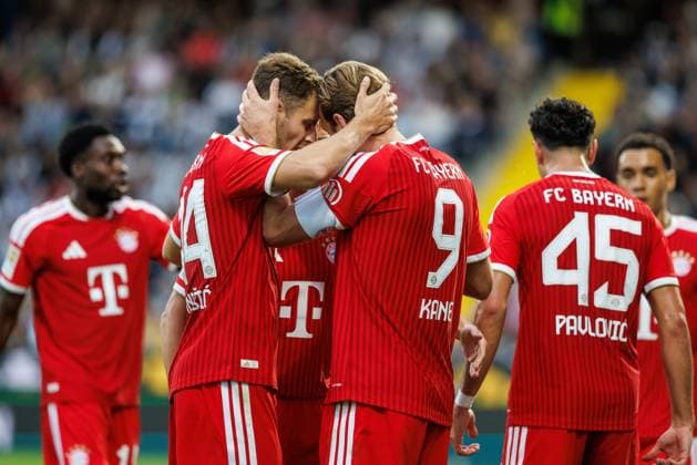 Harry Kane (FC Bayern Muenchen) bejubelt den Treffer zum 1:2 mit g44, Aleksandar Pavlovic (FC Bayern Muenchen), Torjubel, Jubel, Freude, Emotionen SV Elversberg vs FC Bayern Muenchen, Fussball, 1. Bundesliga, 03. Spieltag, Saison 2026 2027, 13.09.2026 SV Elversberg vs FC Bayern Muenchen, Fussball, 1. Bundesliga, 03. Spieltag, Saison 2026 2027, 13.09.2026 Copyright: xEibnerxPressefotox EP_ANS