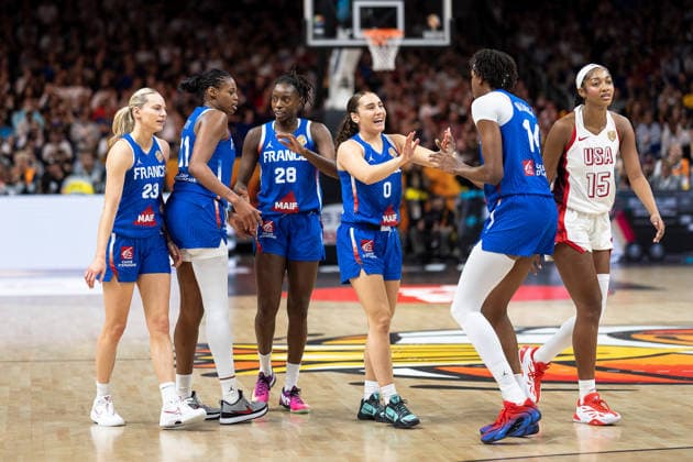 Marine Johannes (Frankreich, 23), Valeriane Ayayi (Frankreich, 11), Migna Toure (Frankreich, 28), Carla Leite (Frankreich, 00) und Dominique Malonga (Frankreich, 14) jubelt Jubel, GER, USA vs. Frankreich, Basketball, FIBA Women s World Cup 2026, Finale, 13.09.2026 GER, USA vs. Frankreich, Basketball, FIBA Women s World Cup 2026, Finale, 13.09.2026 Berlin Copyright: xEibner-Pressefoto MaxxVincenx EP_MVN