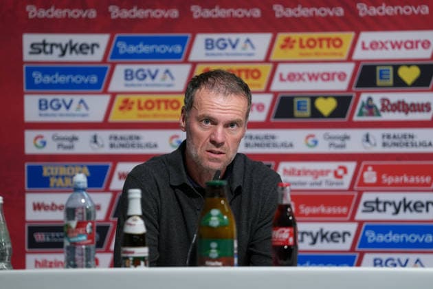 Marco Konrad (SC Freiburg, Trainer) , Deutschland, Fussball, GooglePixel Frauen-Bundesliga, 4.Spieltag, 2026 2027, SC Freiburg vs. 1. FSV Mainz 05, 13.09.2026, Dreisamstadion, Freiburg Freiburg Dreisamstadion Baden-Wuerttemberg Deutschland Copyright: xArnexAmbergx
