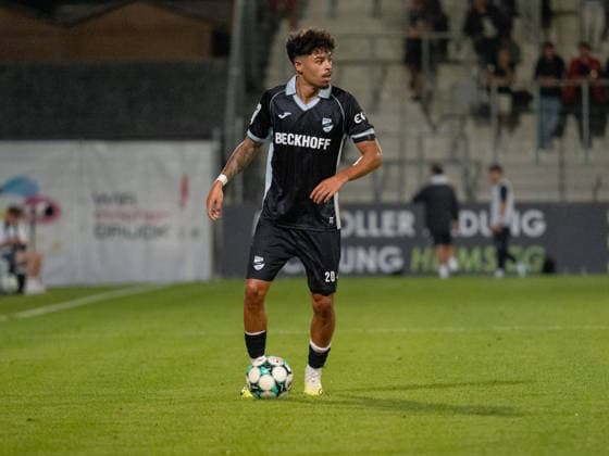 Freisteller: Andre Leipold (SC Verl, 20) am Ball, Ganzkoerper Einzelbild Archiv Freigestellt GER, Fussball, SG Sonnenhof Grossaspach vs. SC Verl, 3. Liga, 6. Spieltag, Aspach, Saison 2026 2027, 15.09.2026 GER, Fussball, SG Sonnenhof Grossaspach vs. SC Verl, 3. Liga, 6. Spieltag, Saison 2026 2027, 15.09.2026 Aspach Copyright: xCarstenxSchweringx EP_CSG