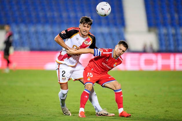September 15, 2026, Leganes, Madrid, Spain: Andrei Ratiu of Rayo Vallecano and Bryan Zaragoza of RCD Espanyol in action during the Spanish League, LaLiga EA Sports, football match played between Rayo Vallecano and RCD Espanyol at Onetime Butarque stadium on September 15, 2026, in Leganes, Madrid, Spain. Leganes Spain - ZUMAa181 20260915_zaa_a181_198 Copyright: xAngelxPerezxMecax