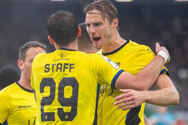 (L-R) Alexander Staff (1. FC Saarbruecken, 29) (Torschuetze) und Siemen Voet (1. FC Saarbruecken, 04) jubeln ueber das Tor zum 0:1 GER, SC Preussen Muenster vs. 1. FC Saarbruecken, Fussball, 3. Liga, 6. Spieltag, Spielzeit 2026 2027, 16.09.2026 DFL Regulations prohibit any use of photographers as image sequences and or quasi-video. GER, SC Preussen Muenster vs. 1. FC Saarbruecken, Fussball, 3. Liga, 6. Spieltag, Spielzeit 2026 2027, 16.09.2026 Muenster Copyright: xEibner-Pressefoto JanxRollingerx EP_JSK