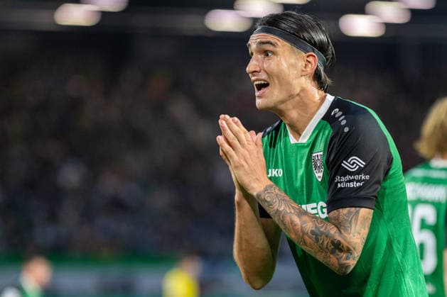 Antonio Tikvic (SC Preussen Muenster, 04) reagiert GER, SC Preussen Muenster vs. 1. FC Saarbruecken, Fussball, 3. Liga, 6. Spieltag, Spielzeit 2026 2027, 16.09.2026 DFL Regulations prohibit any use of photographers as image sequences and or quasi-video. GER, SC Preussen Muenster vs. 1. FC Saarbruecken, Fussball, 3. Liga, 6. Spieltag, Spielzeit 2026 2027, 16.09.2026 Muenster Copyright: xEibner-Pressefoto JanxRollingerx EP_JSK