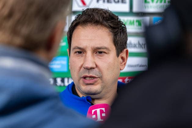 Argirios Giannikis (1. FC Saarbruecken, Cheftrainer) im Interview bei Magenta GER, SC Preussen Muenster vs. 1. FC Saarbruecken, Fussball, 3. Liga, 6. Spieltag, Spielzeit 2026 2027, 16.09.2026 DFL Regulations prohibit any use of photographers as image sequences and or quasi-video. GER, SC Preussen Muenster vs. 1. FC Saarbruecken, Fussball, 3. Liga, 6. Spieltag, Spielzeit 2026 2027, 16.09.2026 Muenster Copyright: xEibner-Pressefoto JanxRollingerx EP_JSK