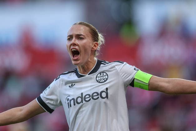 GER, Mainz, FSV Mainz 05 vs Eintracht Frankfurt, Google Pixel Frauen Bundesliga, Fussball, DFB, Spielzeit 2026 2027, MEWA Arena, 5. Spieltag im Bild: Laura Freigang (Eintracht Frankfurt Frauen 10) reklamiert, dass der Ball im Tor war, Emotion DFB DFL REGULATIONS PROHIBIT ANY USE OF PHOTOGRAPHS AS IMAGE SEQUENCES AND OR QUASI-VIDEO, 18.09.2026 Copyright: HMBxMedia HendrikxHamelau