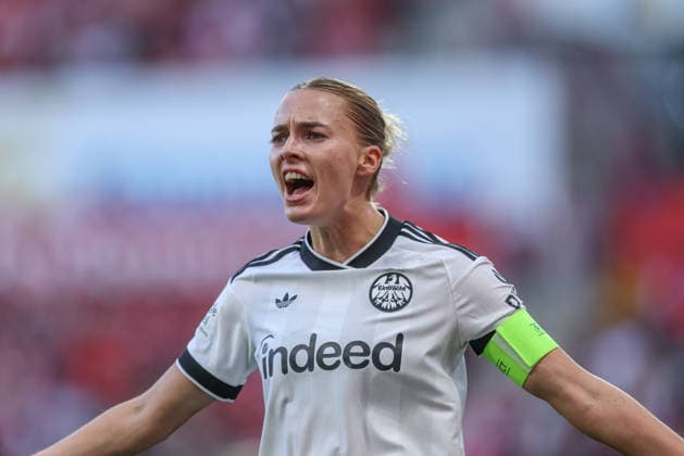 GER, Mainz, FSV Mainz 05 vs Eintracht Frankfurt, Google Pixel Frauen Bundesliga, Fussball, DFB, Spielzeit 2026 2027, MEWA Arena, 5. Spieltag im Bild: Laura Freigang (Eintracht Frankfurt Frauen 10) reklamiert, dass der Ball im Tor war, Emotion DFB DFL REGULATIONS PROHIBIT ANY USE OF PHOTOGRAPHS AS IMAGE SEQUENCES AND OR QUASI-VIDEO, 18.09.2026 Copyright: HMBxMedia HendrikxHamelau