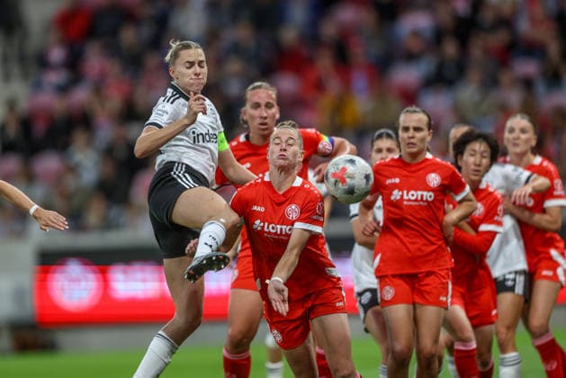 GER, Mainz, FSV Mainz 05 vs Eintracht Frankfurt, Google Pixel Frauen Bundesliga, Fussball, DFB, Spielzeit 2026 2027, MEWA Arena, 5. Spieltag im Bild v.l.: Laura Freigang (Eintracht Frankfurt Frauen 10), Saskia Matheis (Mainz 05 Frauen 19), Zweikampf nach Ecke DFB DFL REGULATIONS PROHIBIT ANY USE OF PHOTOGRAPHS AS IMAGE SEQUENCES AND OR QUASI-VIDEO, 18.09.2026 Copyright: HMBxMedia HendrikxHamelau
