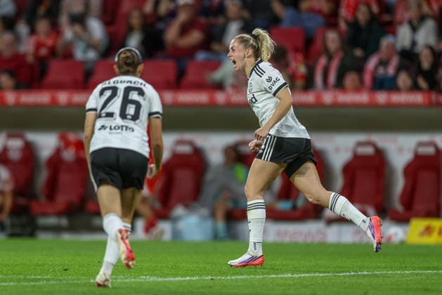 GER, Mainz, FSV Mainz 05 vs Eintracht Frankfurt, Google Pixel Frauen Bundesliga, Fussball, DFB, Spielzeit 2026 2027, MEWA Arena, 5. Spieltag im Bild: Nina Lührsen (Eintracht Frankfurt Frauen 11), Tor, Jubel und Freude, Emotionen DFB DFL REGULATIONS PROHIBIT ANY USE OF PHOTOGRAPHS AS IMAGE SEQUENCES AND OR QUASI-VIDEO, 18.09.2026 Copyright: HMBxMedia HendrikxHamelau