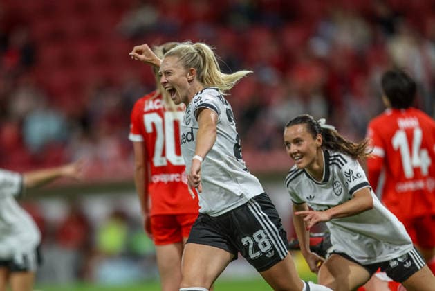GER, Mainz, FSV Mainz 05 vs Eintracht Frankfurt, Google Pixel Frauen Bundesliga, Fussball, DFB, Spielzeit 2026 2027, MEWA Arena, 5. Spieltag im Bild: Rebecka Blomqvist (Eintracht Frankfurt Frauen 28), Tor, Jubel und Freude, Emotionen, 3:2 DFB DFL REGULATIONS PROHIBIT ANY USE OF PHOTOGRAPHS AS IMAGE SEQUENCES AND OR QUASI-VIDEO, 18.09.2026 Copyright: HMBxMedia HendrikxHamelau