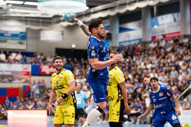 Csaba Leimeter (HBW Balingen Weilstetten, 55), erneut beim Wurf, HBW Balingen Weilstetten vs. TVB Stuttgart, GER, Opel 1. Handball Bundesliga, Meisterschaft, Spieltag 5, Saison 2026 2027, 18.09.2026, Eibner-Pressefoto Andreas Ulmer HBW Balingen Weilstetten vs. TVB Stuttgart, GER, Opel 1. Handball Bundesliga, Meisterschaft, Spieltag 5, Saison 2026 2027, 18.09.2026, Balingen Copyright: xEibner-Pressefoto AndreasxUlmerx EP_AUR