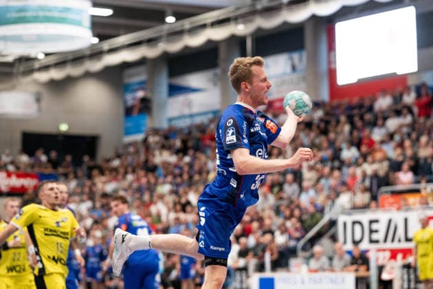 Florian Bernhard (HBW Balingen Weilstetten, 30), Wurf, HBW Balingen Weilstetten vs. TVB Stuttgart, GER, Opel 1. Handball Bundesliga, Meisterschaft, Spieltag 5, Saison 2026 2027, 18.09.2026, Eibner-Pressefoto Andreas Ulmer HBW Balingen Weilstetten vs. TVB Stuttgart, GER, Opel 1. Handball Bundesliga, Meisterschaft, Spieltag 5, Saison 2026 2027, 18.09.2026, Balingen Copyright: xEibner-Pressefoto AndreasxUlmerx EP_AUR