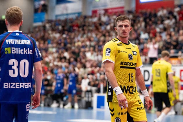 Simone Mengon, (TVB Stuttgart, 17) sieht ungluecklich aus, HBW Balingen Weilstetten vs. TVB Stuttgart, GER, Opel 1. Handball Bundesliga, Meisterschaft, Spieltag 5, Saison 2026 2027, 18.09.2026, Eibner-Pressefoto Andreas Ulmer HBW Balingen Weilstetten vs. TVB Stuttgart, GER, Opel 1. Handball Bundesliga, Meisterschaft, Spieltag 5, Saison 2026 2027, 18.09.2026, Balingen Copyright: xEibner-Pressefoto AndreasxUlmerx EP_AUR
