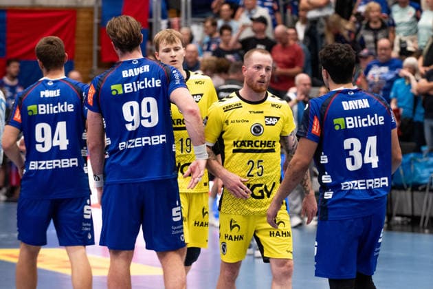 Freude, Emotion ueber die gelungen Sieg, in der Mitte einer der Hauptakteure: Patrick Zieker, (TVB Stuttgart, 25), HBW Balingen Weilstetten vs. TVB Stuttgart, GER, Opel 1. Handball Bundesliga, Meisterschaft, Spieltag 5, Saison 2026 2027, 18.09.2026, Eibner-Pressefoto Andreas Ulmer HBW Balingen Weilstetten vs. TVB Stuttgart, GER, Opel 1. Handball Bundesliga, Meisterschaft, Spieltag 5, Saison 2026 2027, 18.09.2026, Balingen Copyright: xEibner-Pressefoto AndreasxUlmerx EP_AUR