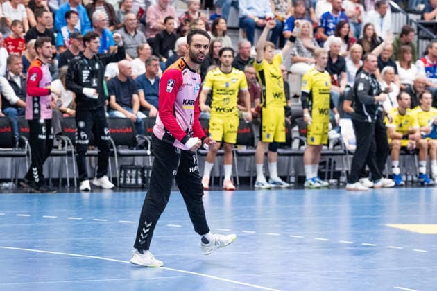 Mohamed Amine Darmoul, (TVB Stuttgart, 70, Torwart), feiert seine eigene Glanzleistung, HBW Balingen Weilstetten vs. TVB Stuttgart, GER, Opel 1. Handball Bundesliga, Meisterschaft, Spieltag 5, Saison 2026 2027, 18.09.2026, Eibner-Pressefoto Andreas Ulmer HBW Balingen Weilstetten vs. TVB Stuttgart, GER, Opel 1. Handball Bundesliga, Meisterschaft, Spieltag 5, Saison 2026 2027, 18.09.2026, Balingen Copyright: xEibner-Pressefoto AndreasxUlmerx EP_AUR