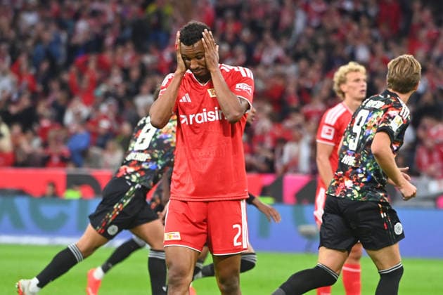 Felix UDUOKHAI (Union Berlin), Enttaeuschung,Frust, enttaeuscht,frustriert,niedergeschlagen nach Tor von Michael OLISE (Bayern Muenchen) zum 7-0, Fussball 1. Bundesliga Saison 2026 2027, 4.Spieltag, Spieltag04, FC Bayern Muenchen - 1.FC Union Berlin 7-0 am 18.09.2026 , A L L I A N Z A R E N A.