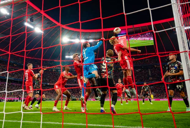 18.09.2026, Fussball Bundesliga 2026 2027, 4.Spieltag, FC Bayern München - 1.FC Union Berlin, in der Allianz-Arena München, Zweikampf, v.li: Michael Aebischer (Union Berlin),. Min-jae Kim (Bayern München, Minjae Kim), Torwart Frederik Rönnow (Union Berlin), Harry Kane (FC Bayern München), Leopold Querfeld (Union Berlin)