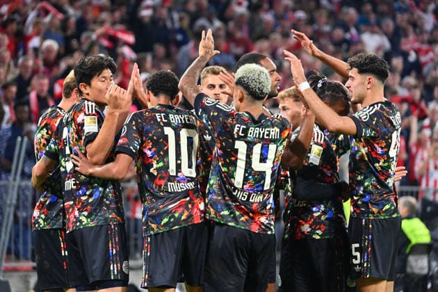 kollektiver Torjubel mit u.a. Minjae KIM (FC Bayern Muenchen), Jamal MUSIALA (Bayern Muenchen), Josip STANISIC (Bayern Muenchen),Luis DIAZ (Bayern Muenchen), Jonathan TAH (Bayern Muenchen), Aleksandar PAVLOVIC (Bayern Muenchen). Jubel,Freude,Begeisterung,Aktion. Fussball 1. Bundesliga Saison 2026 2027, 4.Spieltag, Spieltag04, FC Bayern Muenchen - 1.FC Union Berlin 7-0 am 18.09.2026 , A L L I A N Z A R E N A.