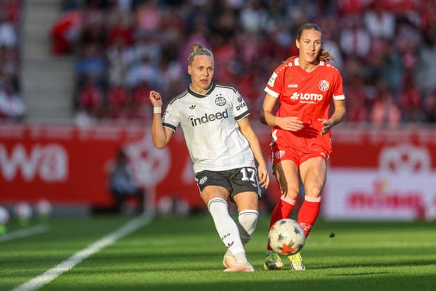 GER, Mainz, FSV Mainz 05 vs Eintracht Frankfurt, Google Pixel Frauen Bundesliga, Fussball, DFB, Spielzeit 2026 2027, MEWA Arena, 5. Spieltag im Bild v.l.: Pia Sophie-Wolter (Eintracht Frankfurt Frauen 17), Gentiana Fetaj (Mainz 05 Frauen 7) DFB DFL REGULATIONS PROHIBIT ANY USE OF PHOTOGRAPHS AS IMAGE SEQUENCES AND OR QUASI-VIDEO, 18.09.2026 Copyright: HMBxMedia HendrikxHamelau