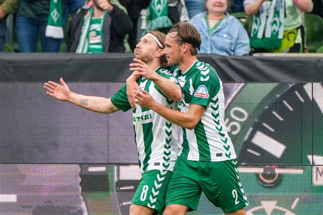 Tor zum 3:2 für Werder Bremen durch Mitchell Weiser (Werder Bremen, 8), Torjubel, Freude, Emotionen, Deutschland: Fussball, Bundesliga, Saison 2026 27, 4. Spieltag, 19.09.2026, Werder Bremen vs FC Augsburg, Weserstadion (Bremen) Copyright: xLeonxFrickx