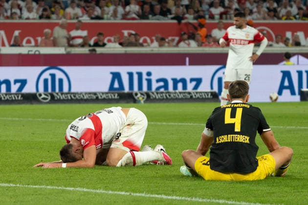 Ermedin Demirovic (VfB Stuttgart, 09) enttäuscht, Enttäuschung, frustriert, Frust, verärgert, nach vergebener Chance, GER, VfB Stuttgart vs. Borussia Dortmund, Fussball, 1. Bundesliga, 4. Spieltag, Spielzeit 2026 2027, 19.09.2026, DFL REGULATIONS PROHIBIT ANY USE OF PHOTOGRAPHS AS IMAGE SEQUENCES AND OR QUASI-VIDEO, GER, VfB Stuttgart vs. Borussia Dortmund, Fussball, 1. Bundesliga, 4. Spieltag, Spielzeit 2026 2027, 19.09.2026, Stuttgart Copyright: xEibner-Pressefoto EdwardxCheungx EP_ECG