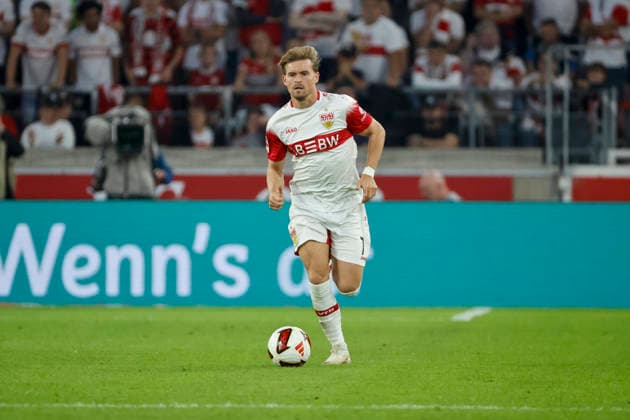 Maximilian Mittelstädt, Mittelstadt (VfB Stuttgart, 07) am Ball , Deutschland, Fussball, 1. Bundesliga, 4.Spieltag, 2026 2027, VfB Stuttgart vs. Borussia Dortmund, 19.09.2026, Stuttgart MHP Arena Deutschland Copyright: xGrantxHubbsx