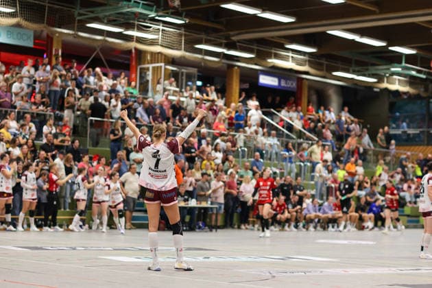Nantke Ackmann (HL Buchholz 08-Rosengarten, 7) freut sich über einen erfolgreichen Siebenmeterwurf GER, SG Nuertingen-Zizishausen vs. HL Buchholz 08-Rosengarten, Handball, 2. ALSCO Handball Bundesliga Frauen, 4. Spieltag, Spielzeit 2026 2027, 19.09.2026 GER, SG Nuertingen-Zizishausen vs. HL Buchholz 08-Rosengarten, Handball, 2. ALSCO Handball Bundesliga Frauen, 4. Spieltag, Spielzeit 2026 2027, 19.09.2026 Steinenberg Copyright: xEibner-Pressefoto SoerenxHerwegx EP_SHG