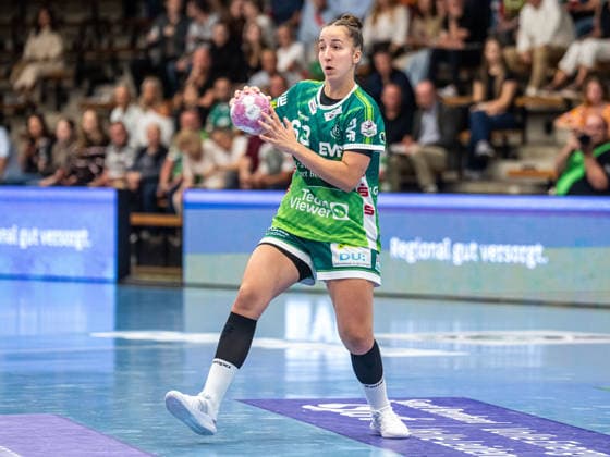 Stephanie Elies (Frisch Auf Frauen, 63) am Ball, Frisch Auf Goeppingen vs. HC Leipzig, Handball, 1. Bundesliga, Spielzeit 2026 2027, 19.09.2026 Frisch Auf Goeppingen vs. HC Leipzig, Handball, 1. Bundesliga, Spielzeit 2026 2027, 19.09.2026 Goeppingen Copyright: xMichaelxSchmidt Eibner-Pressefotx EP_MST