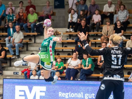 Lea Watzl (Frisch Auf Frauen, 07) kommt frei zum Wurf, Frisch Auf Goeppingen vs. HC Leipzig, Handball, 1. Bundesliga, Spielzeit 2026 2027, 19.09.2026 Frisch Auf Goeppingen vs. HC Leipzig, Handball, 1. Bundesliga, Spielzeit 2026 2027, 19.09.2026 Goeppingen Copyright: xMichaelxSchmidt Eibner-Pressefotx EP_MST