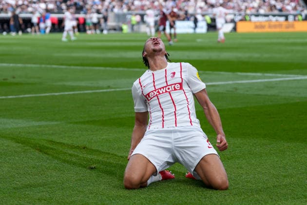 Derry Scherhant (SC Freiburg, 07) Torjubel, Emotionen, Torschuss, Abschluss, Torerfolg, Tor, Treffer , Deutschland, Fussball, 1. Bundesliga, 4.Spieltag, 2026 2027, Eintracht Frankfurt vs. SC Freiburg, 19.09.2026, Deutsche Bank Park, Frankfurt Frankfurt Deutsche Bank Park Hessen Deutschland Copyright: xArnexAmbergx