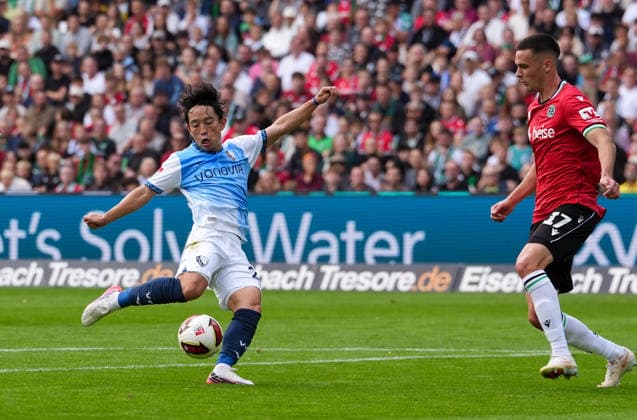 Koji Miyoshi (VfL Bochum 1848, 23) schiesst den Ball. GER, Hannover 96 vs VfL Bochum 1848, 2. Bundesliga, 6. Spieltag, Saison 2026-27, Heinz von Heiden Arena, Hannover, 20.09.2026 DFL REGULATIONS PROHIBIT ANY USE OF PHOTOGRAPHS AS IMAGE SEQUENCES AND OR QUASI-VIDEO Hannover 96 vs VfL Bochum 1848, 2. Bundesliga, 6. Spieltag, Saison 2026-27, 20.09.2026 Hannover Copyright: xEibner-Pressefoto ScottxColemanx EP_SCN