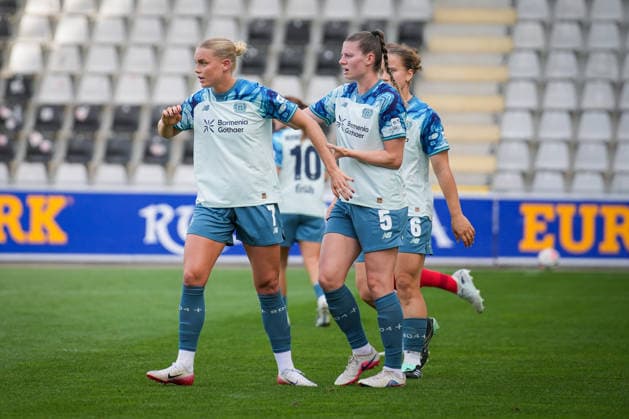 Fussball, Google Pixel Frauen-Bundesliga, 5. Spieltag, 2026 2027, SC Freiburg vs. Bayer 04 Leverkusen, 20.09.2026, Dreisamstadion, Freiburg, Cornelia Kramer (Bayer 04 Leverkusen, 07) Eigentor, Freiburg Dreisamstadion Baden-Württemberg Deutschland Copyright: xFINLEYxMÖRCHx