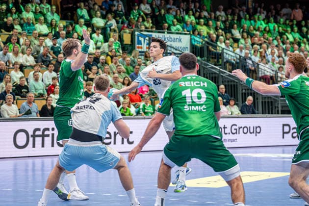 OPEL Handball Bundesliga; HSG Wetzlar - VfL Gummersbach, 20.09.26 Nikola Roganovic (VfL Gummersbach, 23), Kristjan Horzen (VfL Gummersbach, 27), Petter Oeverby (HSG Wetzlar, 11), Josip Simic (HSG Wetzlar, 10), OPEL Handball Bundesliga; HSG Wetzlar - VfL Gummersbach: Wetzlar, 20.09.26 Copyright: xBEAUTIFULxSPORTS Roeczeyx