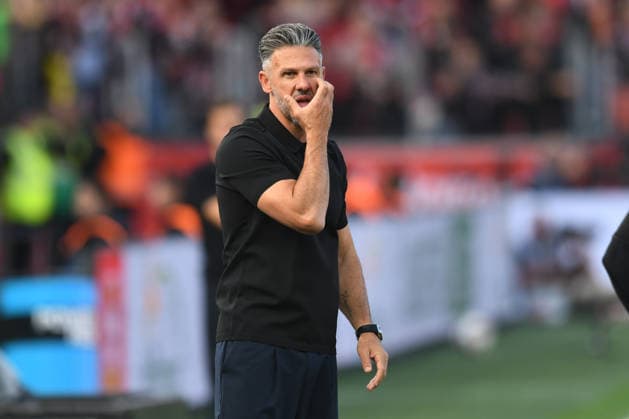 Trainer Martin Demichelis ( RB Leipzig ) nachdenklich. GER, Bayer 04 Leverkusen vs RB Leipzig, Fussball, Bundesliga, 4. Spieltag, Spielzeit 2026 2027, 20.09.2026 DFL REGULATIONS PROHIBIT ANY USE OF PHOTOGRAPHS AS IMAGE SEQUENCES AND OR QUASI-VIDEO GER, Bayer 04 Leverkusen vs RB Leipzig, Fussball, Bundesliga, 4. Spieltag, Spielzeit 2026 2027, 20.09.2026 Leverkusen Copyright: xEibner-Pressefoto ThomasxThienelx EP_TTL