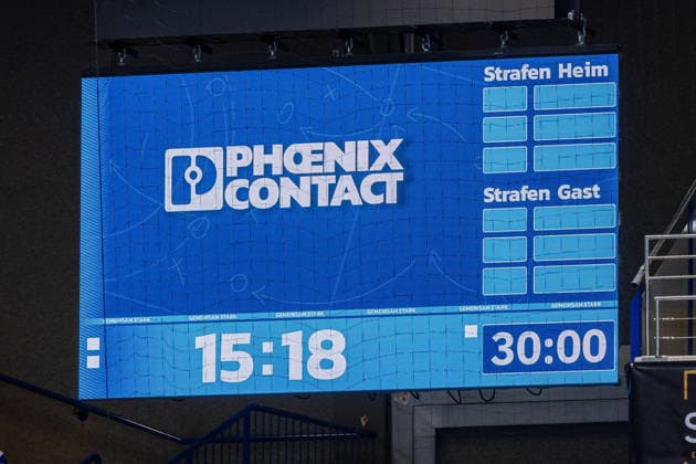 Anzeigetafel mit dem Stand von 15:18 zur Halbzeit GER, TBV Lemgo Lippe vs. HC Erlangen, Handball, 1. Bundesliga, 5. Spieltag, Spielzeit 2026 2027, 20.09.2026 GER, TBV Lemgo Lippe vs. HC Erlangen, Handball, 1. Bundesliga, 5. Spieltag, Spielzeit 2026 2027, 20.09.2026 Lemgo Copyright: xEibner-Pressefoto JanxRollingerx EP_JSK