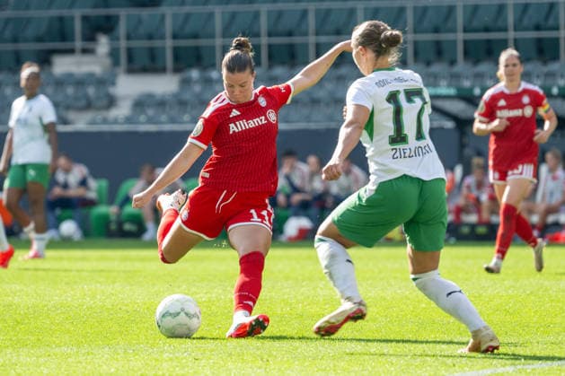 Yvonne Zielinski (Borussia Moenchengladbach, 17) kann den Schuss von Sarah Mattner Trembleau (FC Bayern Muenchen, 11) nicht blocken. Borussia Moenchengladbach vs. FC Bayern Muenchen, Fussball, DFB-Pokal Frauen, Erste Runde, Saison 2026 2027, 27.09.2026 DFL DFB Regulations prohibit any use of Photographs as image sequences and or Quasivideo Borussia Moenchengladbach vs. FC Bayern Muenchen, Fussball, DFB-Pokal Frauen, Erste Runde, Saison 2026 2027, 27.09.2026 Moenchengladbach Copyright: xEibner-Pressefoto ThomasxHaeslerx EP_THR
