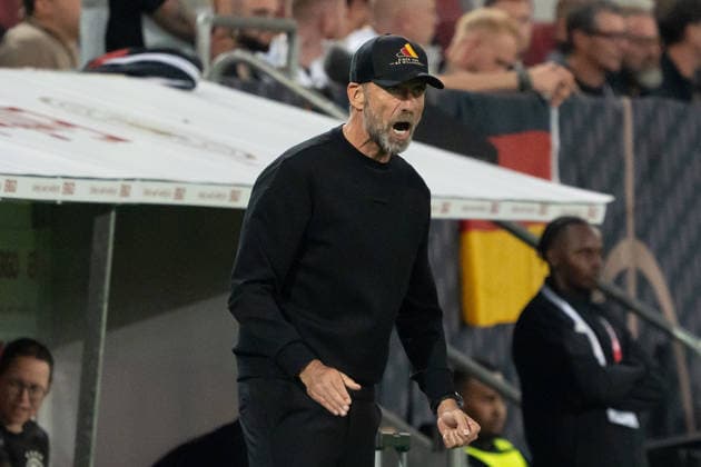 Jürgen Klopp (Deutschland, Bundestrainer), Mimik, Geste, Zeichen, GER, Deutschland vs. Griechenland, Fussball, Herren, UEFANations League, Spielzeit 2026 2027, 27.09.26, GER, Deutschland vs. Griechenland, Fussball, Herren, UEFA Nations League, Spielzeit 2026 2027, 27.09.26, Augsbur Copyright: xEibner-Pressefoto EdwardxCheungx EP_ECG
