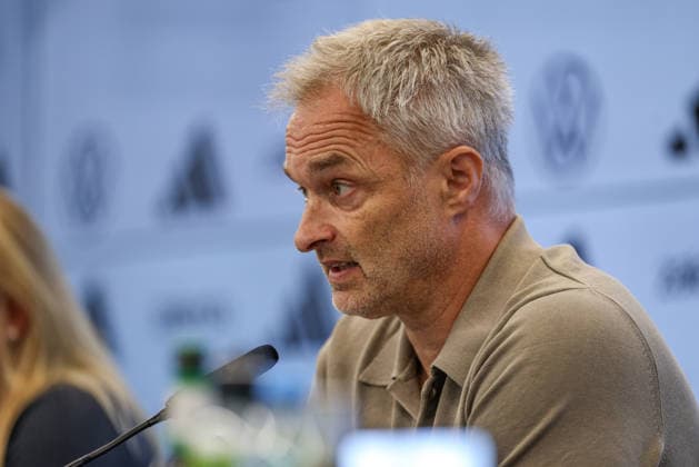 GER, Frankfurt, Pressekonferenz mit Nia Künzer, Christian Wück und Michael Urbansky, hybride Medienrunde, DFB, Start WM-Saison, Deutsche Nationalmannschaft, DFB Campus im Bild: Christian Wück (Bundestrainer Deutschland, Deutsche Nationalmannschaft), DFB Pressekonferenz, PK zum Start der WM Saison der Deutschen Nationalmannschaft der Frauen und der U23 am DFB Campus DFB DFL REGULATIONS PROHIBIT ANY USE OF PHOTOGRAPHS AS IMAGE SEQUENCES AND OR QUASI-VIDEO, 29.09.2026 Copyright: HMBxMedia HendrikxHamelau