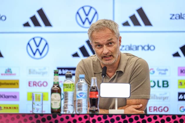 GER, Frankfurt, Pressekonferenz mit Nia Künzer, Christian Wück und Michael Urbansky, hybride Medienrunde, DFB, Start WM-Saison, Deutsche Nationalmannschaft, DFB Campus im Bild: Christian Wück (Bundestrainer Deutschland, Deutsche Nationalmannschaft), DFB Pressekonferenz, PK zum Start der WM Saison der Deutschen Nationalmannschaft der Frauen und der U23 am DFB Campus DFB DFL REGULATIONS PROHIBIT ANY USE OF PHOTOGRAPHS AS IMAGE SEQUENCES AND OR QUASI-VIDEO, 29.09.2026 Copyright: HMBxMedia HendrikxHamelau