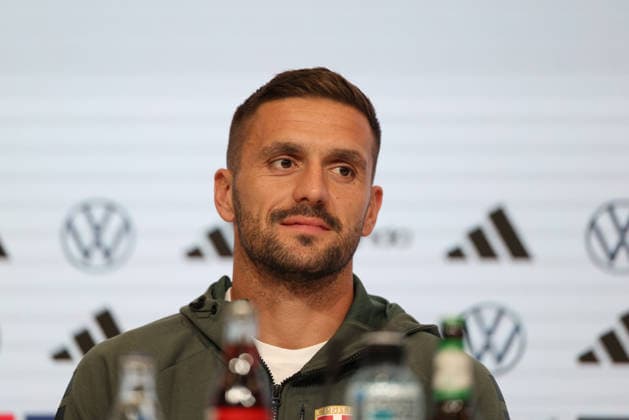 Dusan Tadic (Serbien, 10) bei der Pressekonferenz, GER, Serbien Nationalmannschaft, Abschluss-Pressekonferenz, Fussball, UEFA Nations League, Saison 2026 2027, 30.09.2026, GER, Serbien Nationalmannschaft, Abschluss-Pressekonferenz, Fussball, UEFA Nations League, Saison 2026 2027, 30.09.2026 Muenchen Copyright: xEibner-Pressefoto JennixMaulx EP_JML
