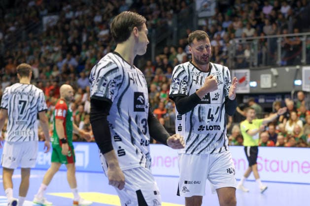30.09.2026, xgox, Handball Opel HBL, SC Magdeburg - THW Kiel emspor, v.l. Domagoj Duvnjak (Kiel, 4) gibt Anweisungen, gestikuliert mit den Armen, gesticulate, gives instructions enttaeuscht, schaut enttaeuscht, niedergeschlagen, disappointed Magdeburg