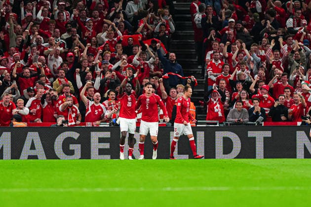 Torjubel Dänemark nach Tor zum 1:1 Mikkel Damsgaard (Dänemark, 14) DEN, Dänemark vs. Portugal, Fußball, UEFA Nations League A, Gruppe 4, Spieltag 03, Saison 2026 2027, 01.10.2026 DEN, Dänemark vs. Portugal, Fußball, UEFA Nations League A, Gruppe 4, Spieltag 03, Saison 2026 2027, 01.10.2026 Kopenhagen Copyright: xEibner-Pressefoto MarcelxvonxFehrnx EP_MFN