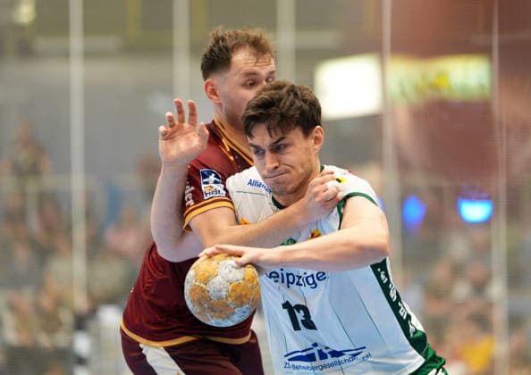 Matej Klima (SC DHfK Leipzig, 13) gegen Maximilian Hejny (TuSEM Essen, 64) GER, EPG Baskets Koblenz vs Medikamente per Klick Bayreuth, Barmer 2. Basketball Bundesliga, ProA, 1. Spieltag, Saison 2026-27, EPG Arena, Koblenz, 27.09.2026 EPG Baskets Koblenz vs Medikamente per Klick Bayreuth, ProA, 1. Spieltag, Saison 2026-27, 27.09.2026 Koblenz Copyright: xEibner-Pressefoto ScottxColemanx EP_SCN