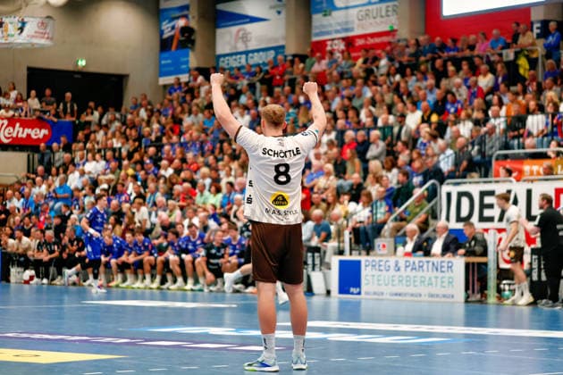 Nico Schoettle (Bergischer HC, 08) Freude freuen Jubel Jubel, Torjubel, jubelt ueber das Tor, celebrate the goal, celebration, GER, HBW Balingen-Weilstetten vs. Bergischer HC, Handball, Opel Handball-Bundesliga, 7. Spieltag, Spielzeit 2026 2027, 02.10.2026 GER, HBW Balingen-Weilstetten vs. Bergischer HC, Handball, Opel Handball-Bundesliga, 7. Spieltag, Spielzeit 2026 2027, 02.10.2026 Balingen Copyright: xEibner-Pressefoto KirstenxJaegerx