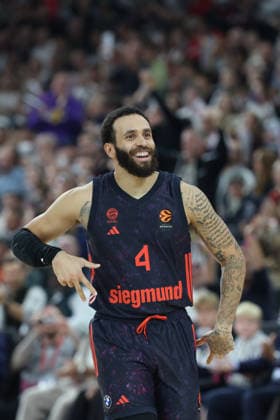 Duane Washington Jr. (FC Bayern Basketball, 04) bejubelt einen Treffer, Jubel, Emotionen, GER, FC Bayern Basketball vs. Partizan Mozzart Bet Belgrad, Basketball, Euroleague, 3. Spieltag, Saison 2026 2027, 02.10.2026, GER, FC Bayern Basketball vs. Partizan Mozzart Bet Belgrad, Basketball, Euroleague, 3. Spieltag, Saison 2026 2027, 02.10.2026 Muenchen Copyright: xEibner-Pressefoto JennixMaulx EP_JML