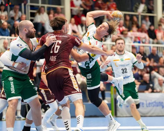 Blaer Hinriksson (SC DHfK Leipzig, 24) wirft auf das Tor. GER, TuSEM Essen vs SC DHfK Leipzig, 2. Handball Bundesliga, 6. Spieltag, Saison 2026-27, Sporthalle am Hallo, Essen, 02.10.2026 TuSEM Essen vs SC DHfK Leipzig, 2. Handball Bundesliga, 6. Spieltag, Saison 2026-27, 02.10.2026 Essen Copyright: xEibner-Pressefoto ScottxColemanx EP_SCN