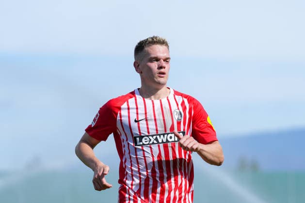 Matthias Ginter (SC Freiburg, 28) , Deutschland, Fussball, Testspiel, SC Freiburg vs. FC Luzern, 03.10.2026, Europa-Park Stadion, Trainingsplatz, Freiburg Freiburg Europa-Park Stadion, Trainingspl Baden-Wuerttemberg Deutschland Copyright: xArnexAmbergx
