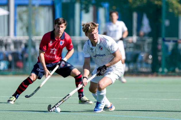 Linus Müller (MHC, 5, Kapitän), am Ball, Aktion, Action, Spielszene, 03.10.2026, Mannheim (Deutschland), Hockey, 1. Bundesliga, Herren, Mannheimer HC - Berliner HC