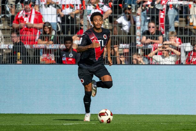 Eric Gueye (Viktoria Koeln, 11) mit dem Ball. FC Viktoria Koeln vs. FC Hansa Rostock , Fussball, 3. Liga, 05. Spieltag, Saison 2026 2027, 11.09.2026 DFL DFB Regulations prohibit any use of Photographs as image sequences and or Quasivideo FC Viktoria Koeln vs. FC Hansa Rostock, Fussball, 3. Liga, 05. Spieltag, Saison 2026 2027, 11.09.2026 Koeln Copyright: xEibner-Pressefoto ThomasxHaeslerx EP_THR
