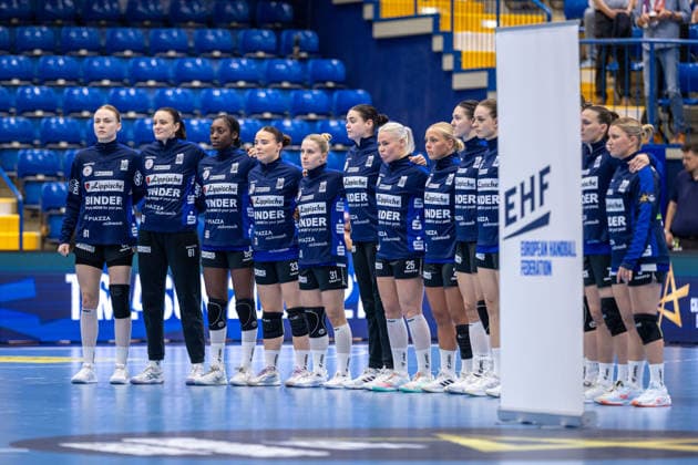 Die Spielerinnen von HSG Blomberg-Lippe waehrend der Mannschaftsvorstellung GER, HSG Blomberg-Lippe vs. HC Podravka, Handball, EHF Champions League Women, Gruppenphase, Spielzeit 2026 2027, 03.10.2026 GER, HSG Blomberg-Lippe vs. HC Podravka, Handball, EHF Champions League Women, Gruppenphase, Spielzeit 2026 2027, 03.10.2026 Lemgo Copyright: xEibner-Pressefoto JanxRollingerx EP_JSK