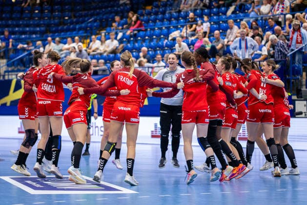Die Spieler von HC Podravka jubeln nach dem 31:33 Sieg GER, HSG Blomberg-Lippe vs. HC Podravka, Handball, EHF Champions League Women, Gruppenphase, Spielzeit 2026 2027, 03.10.2026 GER, HSG Blomberg-Lippe vs. HC Podravka, Handball, EHF Champions League Women, Gruppenphase, Spielzeit 2026 2027, 03.10.2026 Lemgo Copyright: xEibner-Pressefoto JanxRollingerx EP_JSK